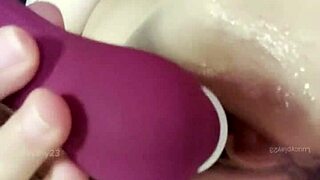 Pretty Girl Masturbates Her Wet Juicy Pussy