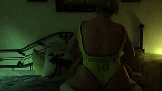 wife shares bed with stranger for hot fucking 😈