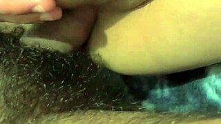 viejo de 40 coje joven rosita de culo 😈