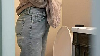 Stepmom's intense creampie with Olive Glass