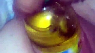 Amateur tight hole stretching with a bottle