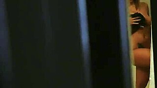 Layla London Helping Out Stepbro To Cum After Shower