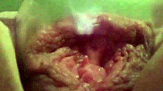 अनबिलीवेबल! उसकी स्वोलन चूत हार्ड और डीप पंप्ड होती है!