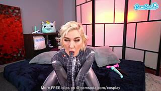 Teen cosplay star's steamy webcam session with self-pleasure