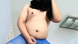 I love seeing that gay boy in silk stockins