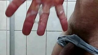 Gostoso Safado Batendo At� Gozar Gay Cumshot