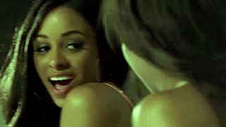 Ebony les masseuse tribs