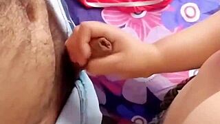 Porno estudiantes - mi profe gustavo me ordena masturbarlo y sacarle la leche con mis tetas es su departamento después de clases