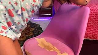 I was about to sleep when I craved to wake my boyfriend's huge cock again for outdoor action.