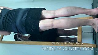 Amateur Fetish Feet - Giant Shows Pussy And Crushes - Vends-Ta-Culotte Com