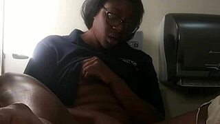 Ebony Babe Fingers Her Big Ass And Tits To Orgasm On Bathroom Counter