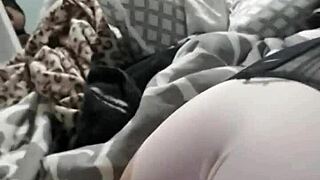 Fooling around with nylon close-ups