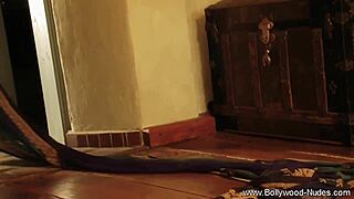 sexy and sensual indian babe dances solo in homemade video