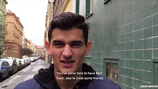 i fuked this amature gay guy outdor, he suked my cok and rimmed my ass so gud!