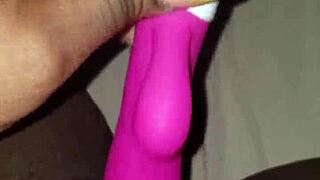 Look At This Wet Pussy! Toy Keeps Dying!