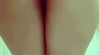 bathroom sex with pakistani aunty 😜