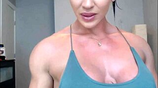 muscle girl showing off on cam, wanna see more?