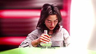 giantess woman grows in 3d hentai animation model