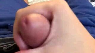 Wow! Watch This Skinny Guy Jerk Off On His Bed And Lose NNN Challenge!