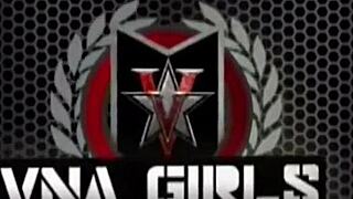 Chesty Vicky Vette Rubs Her Pink Clit to Wild Vibration.