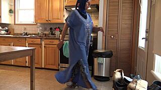 British delivery boy gets hot interracial action from Arab MILF