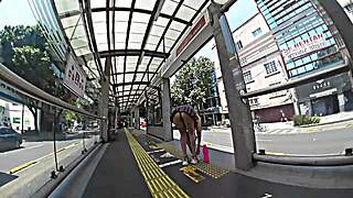 Me Puse Falda Y Una Tanguita Y Me Subi Al Metrobus Buscando Alguna Verga Para Un Arrimón