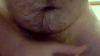 Solo guy enjoys quiet masturbation session