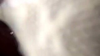 Ebony Mature's Seriously Wet Pussy Gets Intense Fucking in Bed