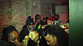 Lesbians in public honeycomb hideout 😍