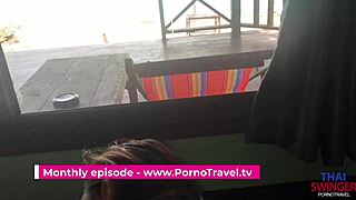 Public blow job with an Asian cutie