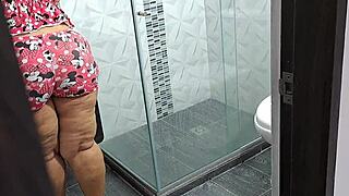 i masturbate watching my mother-in-law's big ass