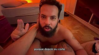 Homem barbudo chupa 41 paus - 24º 25º e 26º mamadas - vídeo completo no red