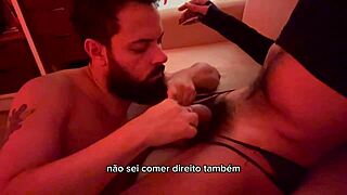 Homem barbudo chupa 41 paus - 24º 25º e 26º mamadas - vídeo completo no red