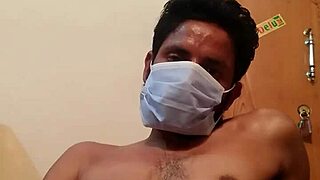 Hey, that horny gay ladyboy reshmi shalwar is masturbating so hot in silk