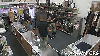 Bimbo fucking hard in the shop, so nasty!