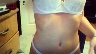 Sexy College Girl Does Strip Tease on Cam