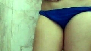 New Girlfriend Fingering in Bathroom with Hindi Talk