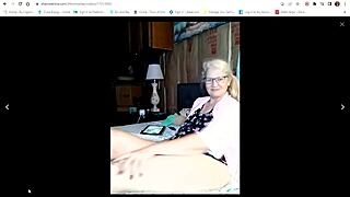 Vee’s private chat 1: Wet and wild with a hairless pussy