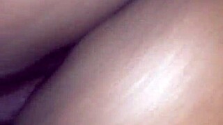 Slim guy contrasts with big booty mami in doggystyle cumshot