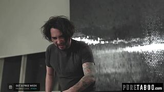 Tommy Pistols fucks a sexy cyborg in hardcore action