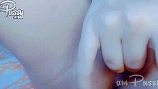 hey girl, show me that close-up asian pussy fingering right now