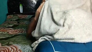 reverse cowgirl natural beauty pussy sex with asian big tits licking and muff diving on big cock