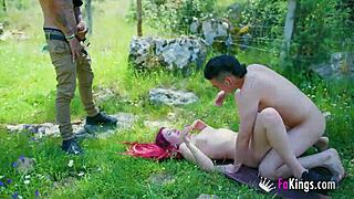 Redhead Teen Crow Sniff Tries Outdoors Fuckdates in Doggy