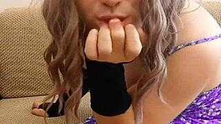 Twerking big white ass on this crossdresser sissy! 🍑