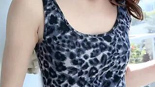 Teen 18+ Sucks Shaved Pussy In Pov Hardcore Blowjob