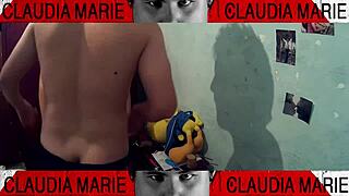 Comiéndole El Coño A La Gorda Empotrándola Contra El Armario Dominando A Esta Cerda Gorda!