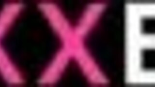 Missy Nicole hottie fingers herself with dildo in solo scene