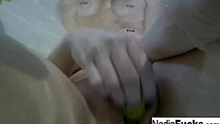 Sexy nadia takes a bath with some rubber duckies