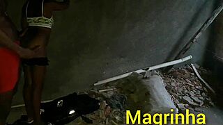 Skinny teen takes big dick in abandoned house?