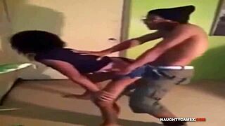 cele mai tari dansuri din cur 2014 bikini compilation 😎